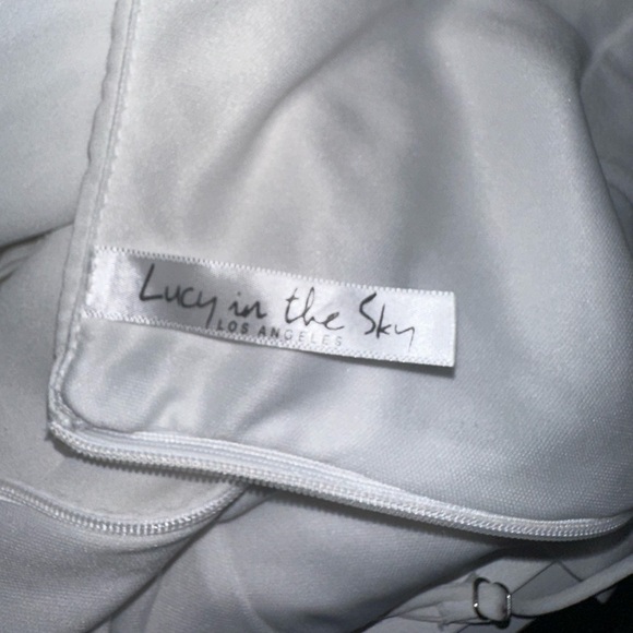 White Lucy In The Sky Dress - Picture 3 of 4